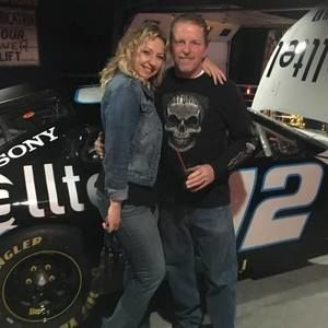 Meet your Posher, Robin